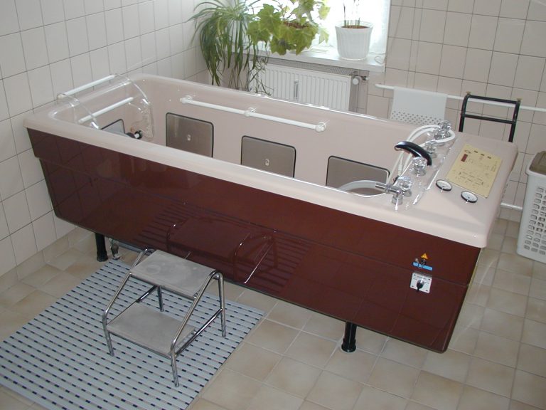 Unterwasserdruckstrahlmassage – physiotherapie